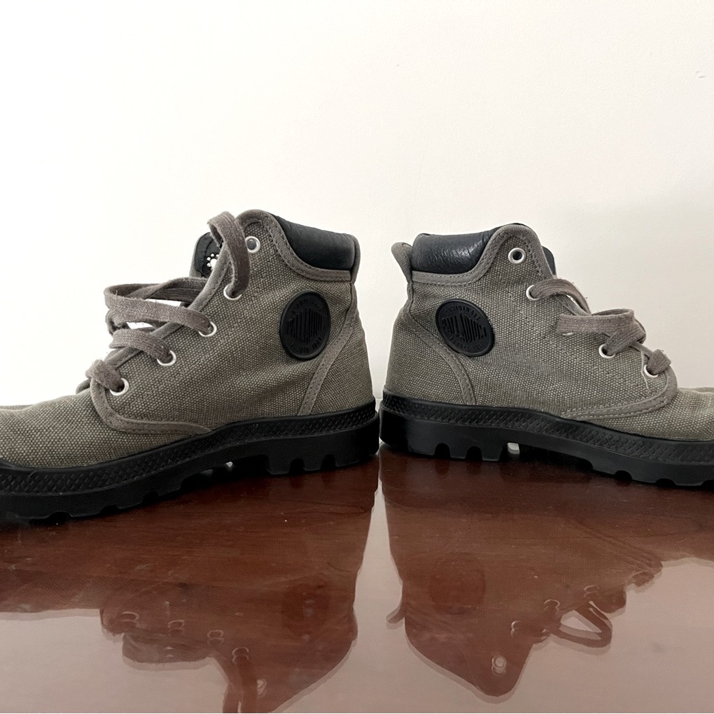 Palladium Boots, Women’s, Khaki Green, Size 8 1/2